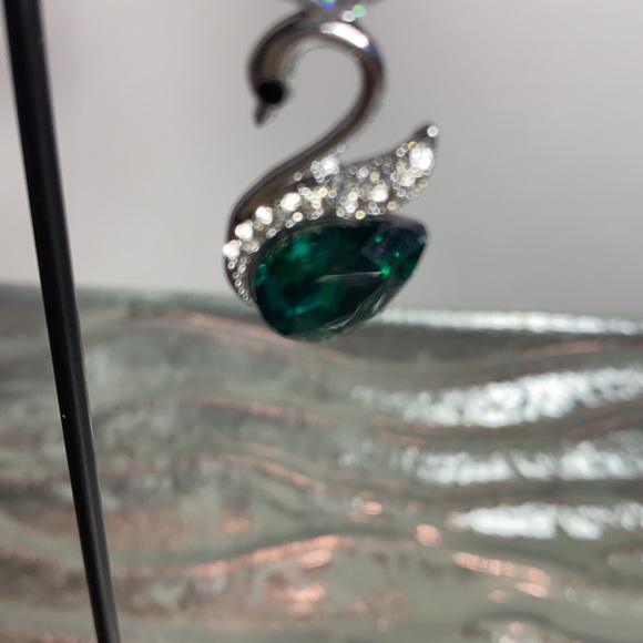 SWAN - Silver Earrings Pierced - Picture 2 of 5